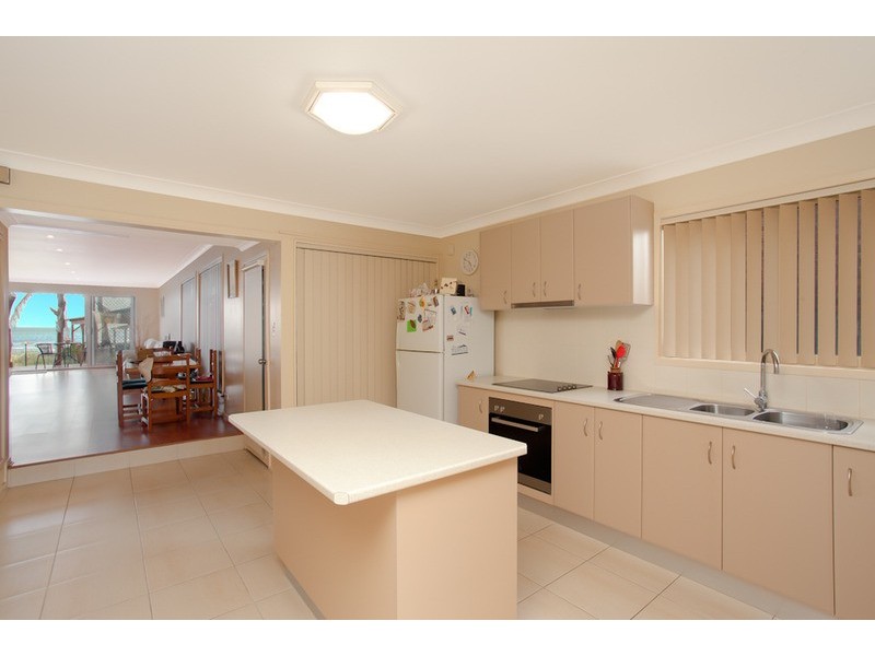 10 Lett Street, Gorokan NSW 2263