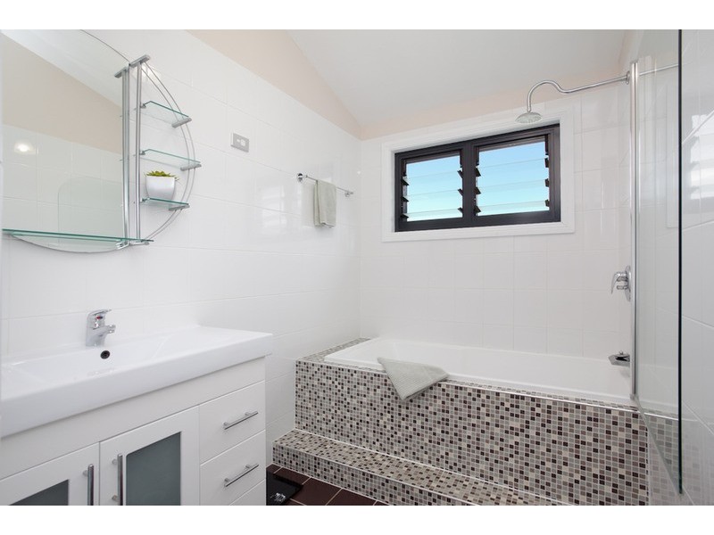 92 Coonanga  Avenue, Budgewoi NSW 2262