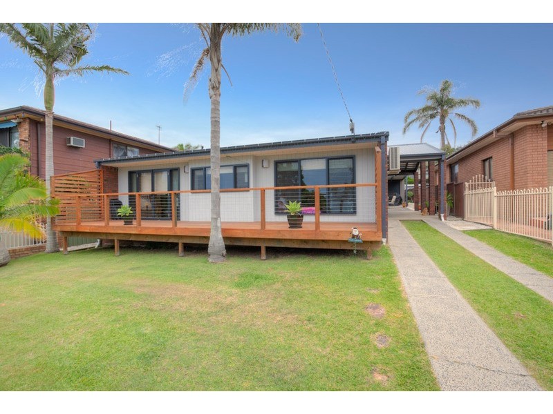 92 Coonanga  Avenue, Budgewoi NSW 2262