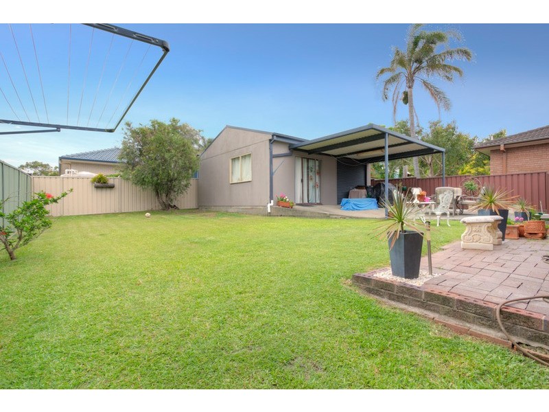 92 Coonanga  Avenue, Budgewoi NSW 2262