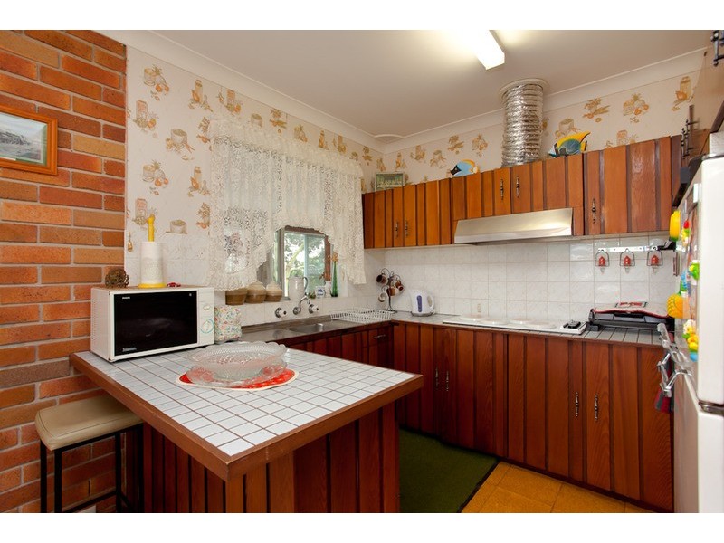 51  Kailua Avenue, Budgewoi NSW 2262