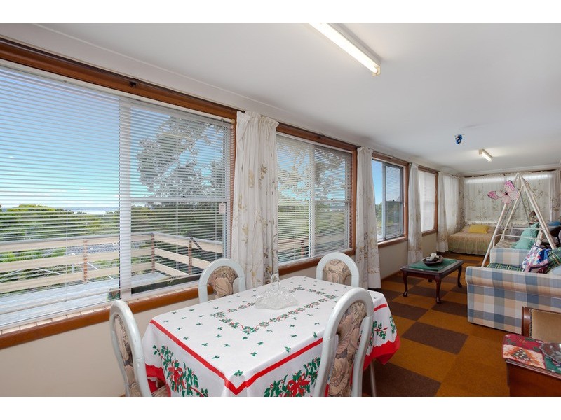 51  Kailua Avenue, Budgewoi NSW 2262