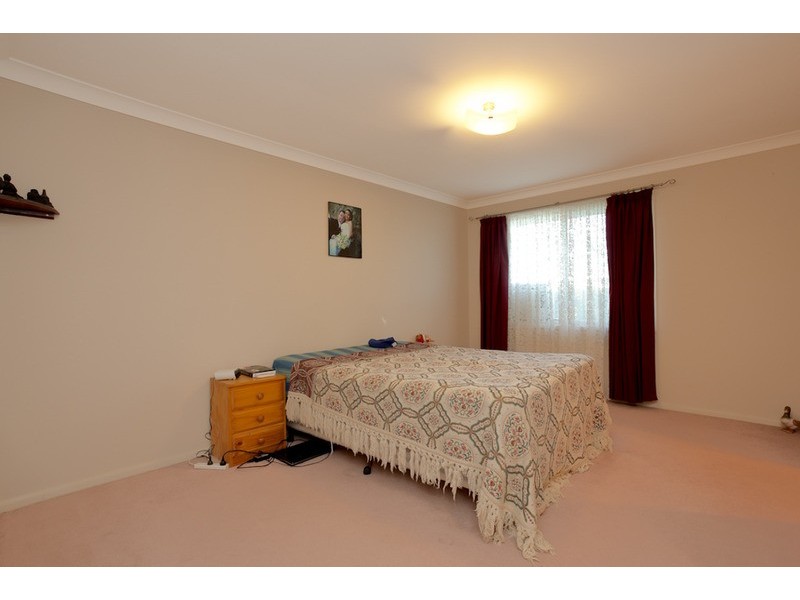 100 Pinehurst Way, Blue Haven NSW 2262