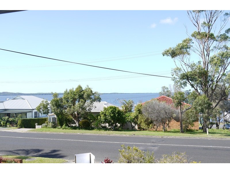19 Marks Road, Gorokan NSW 2263