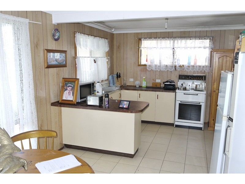 19 Marks Road, Gorokan NSW 2263