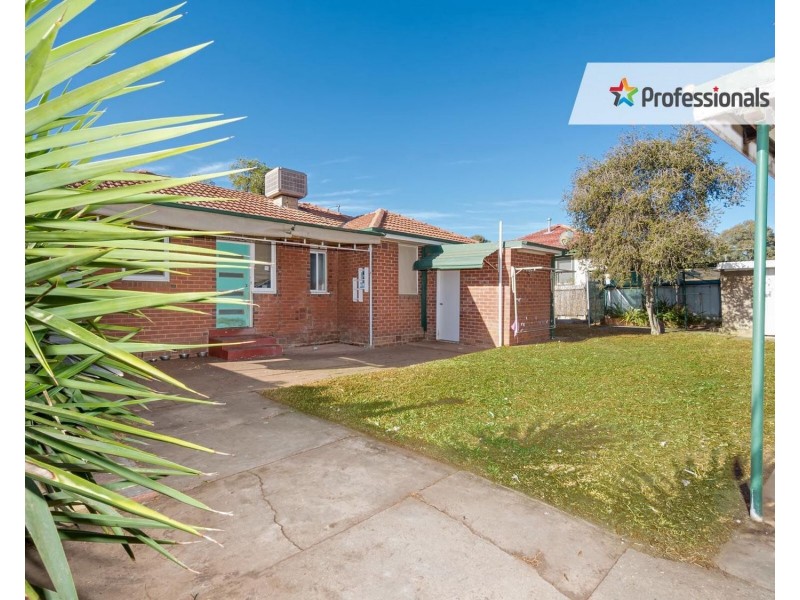8 Tarakan Avenue, Ashmont NSW 2650