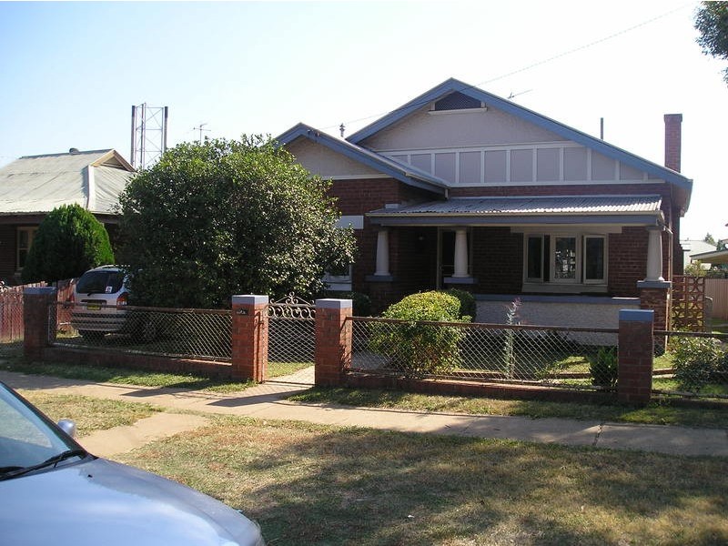 55 Brookong Avenue, Wagga Wagga NSW 2650