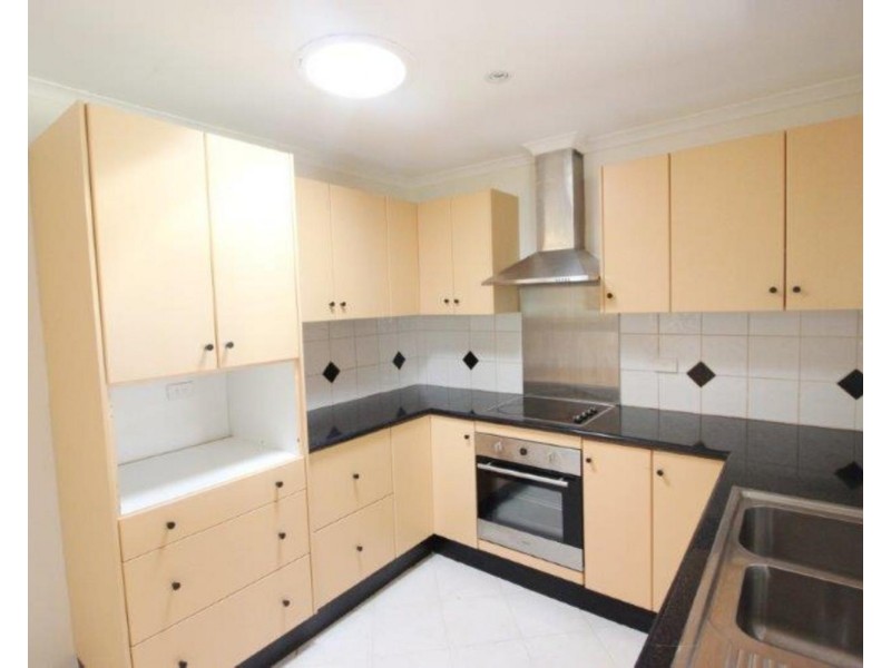 16 Simpson Avenue, Forest Hill NSW 2651