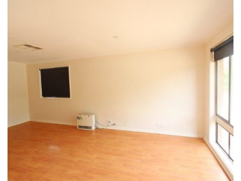 16 Simpson Avenue, Forest Hill NSW 2651