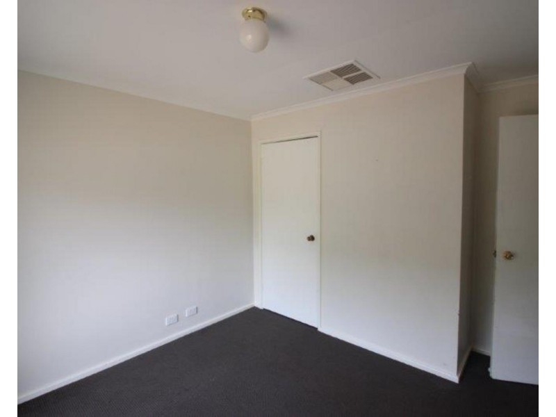 16 Simpson Avenue, Forest Hill NSW 2651