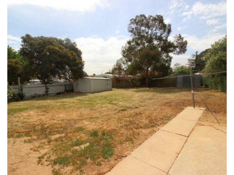 16 Simpson Avenue, Forest Hill NSW 2651