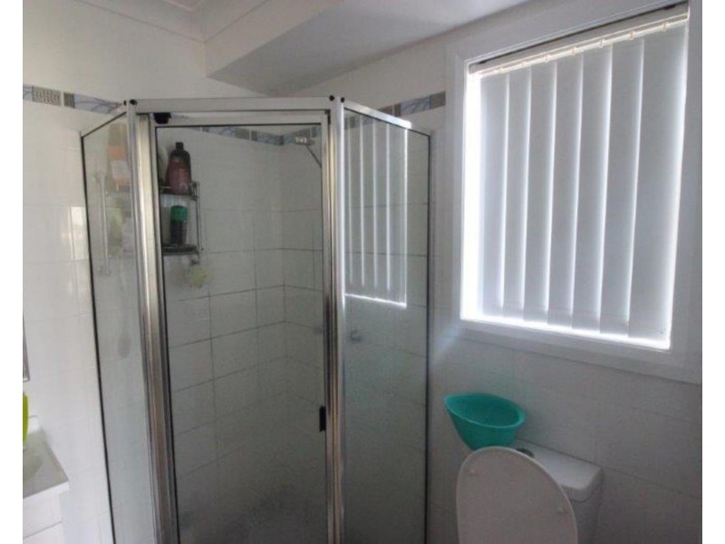 4 Kolor Place, Bourkelands NSW 2650