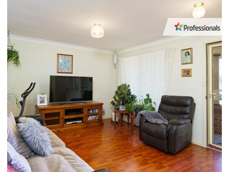 18 Kimba Avenue, Glenfield Park NSW 2650