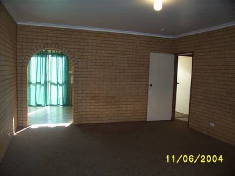 4/5 Borneo Crescent, Ashmont NSW 2650