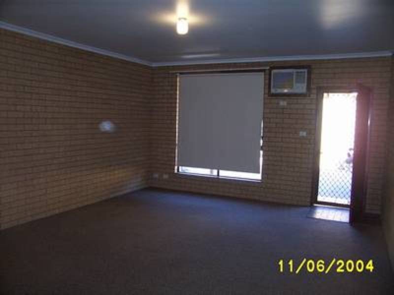 4/5 Borneo Crescent, Ashmont NSW 2650