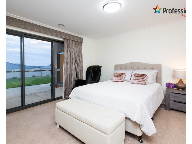 51 Muttama Parade, Gobbagombalin NSW 2650