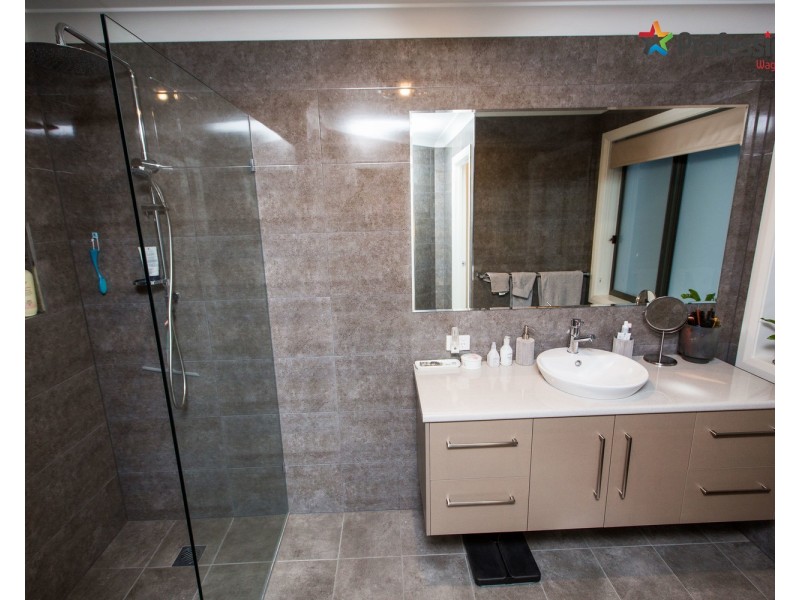 51 Muttama Parade, Gobbagombalin NSW 2650