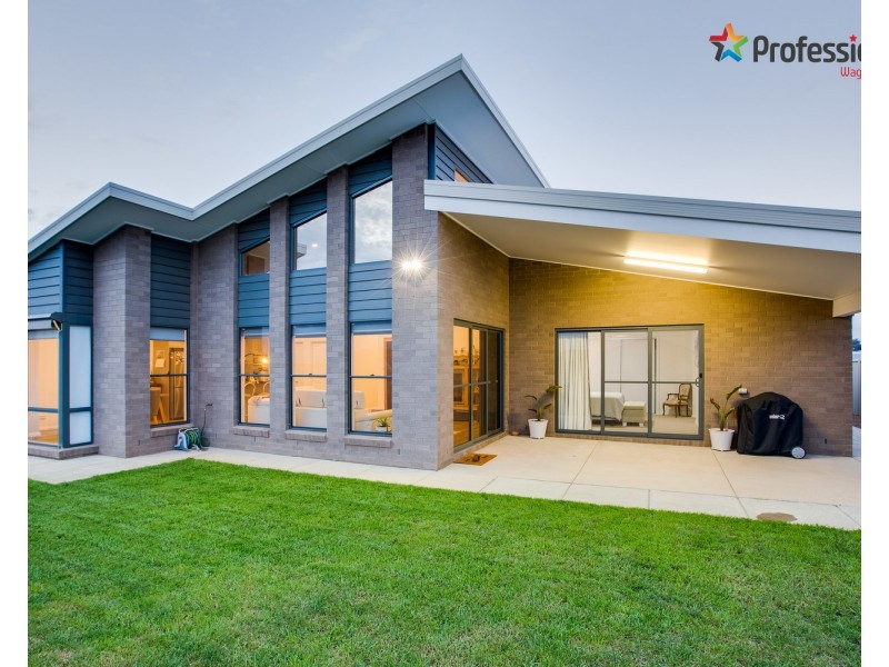 51 Muttama Parade, Gobbagombalin NSW 2650