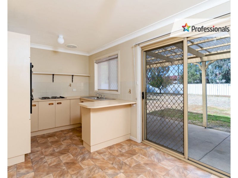 20 Incarnie Crescent, Wagga Wagga NSW 2650
