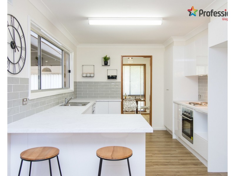 1 Nyrang Street, Tolland NSW 2650