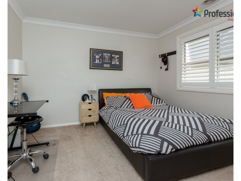 67 Messenger Avenue, Boorooma NSW 2650