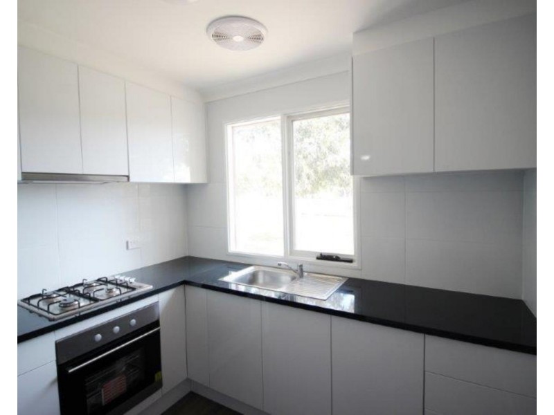 21 Dennis Crescent, Tolland NSW 2650