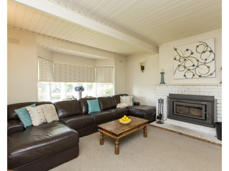 12 Taupo Drive, Lake Albert NSW 2650