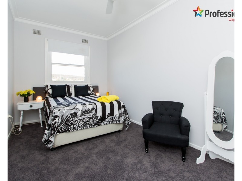 95 Fernleigh Road, Turvey Park NSW 2650