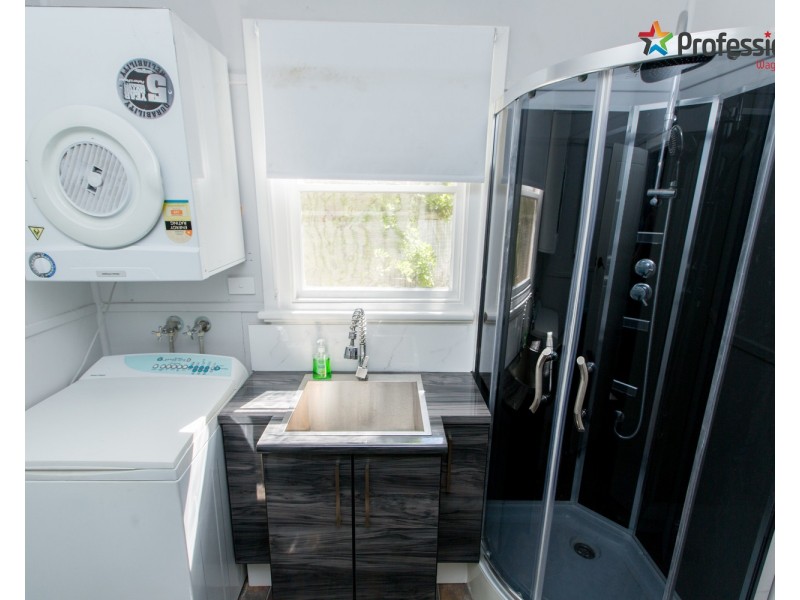 95 Fernleigh Road, Turvey Park NSW 2650