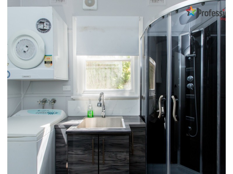 95 Fernleigh Road, Turvey Park NSW 2650