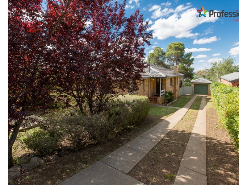 8 Grandview Avenue, Turvey Park NSW 2650