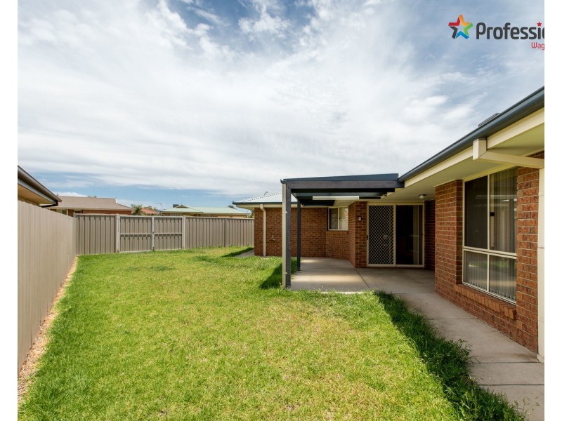 48 Nunkeri Street, Glenfield Park NSW 2650