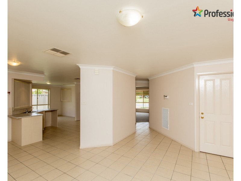 48 Nunkeri Street, Glenfield Park NSW 2650