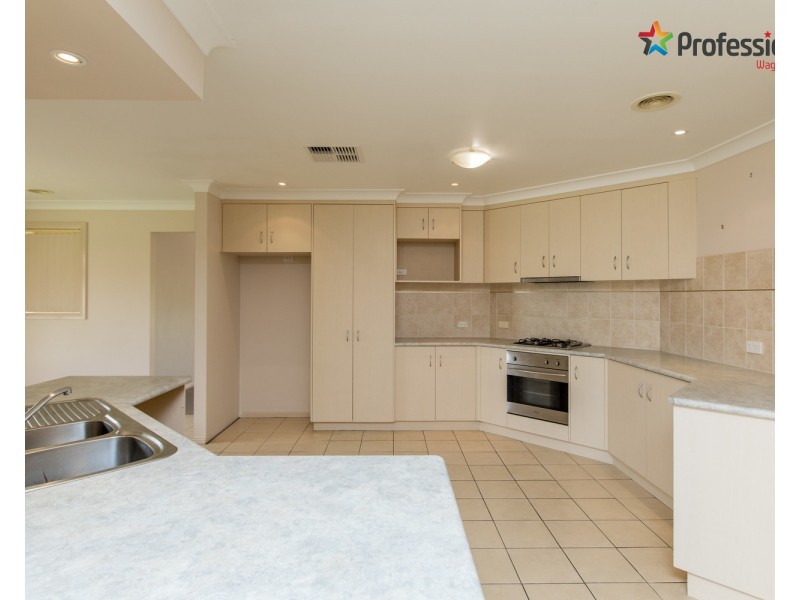 48 Nunkeri Street, Glenfield Park NSW 2650