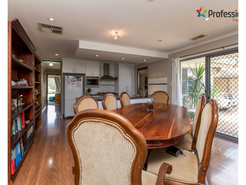 16 Ilex Street, Lake Albert NSW 2650