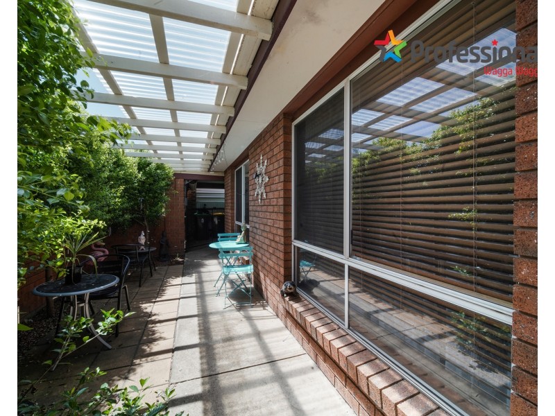 24 Darri Street, Glenfield Park NSW 2650