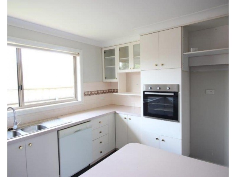 43  Nardoo Street, Glenfield Park NSW 2650