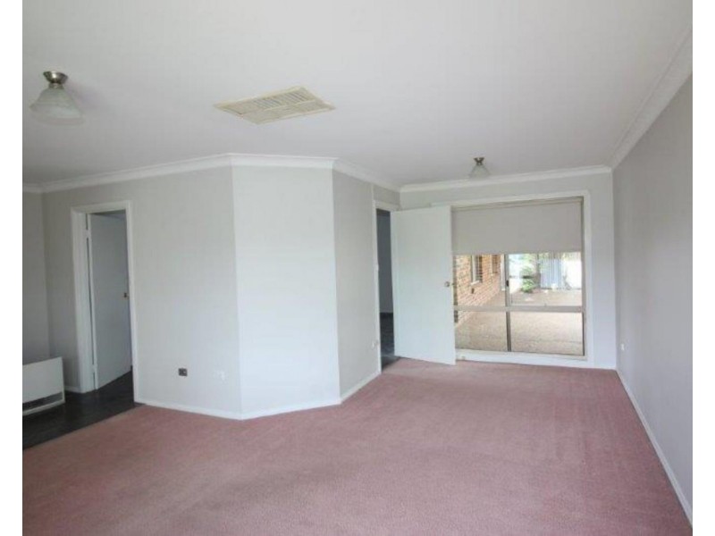43  Nardoo Street, Glenfield Park NSW 2650