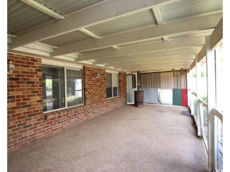 43  Nardoo Street, Glenfield Park NSW 2650