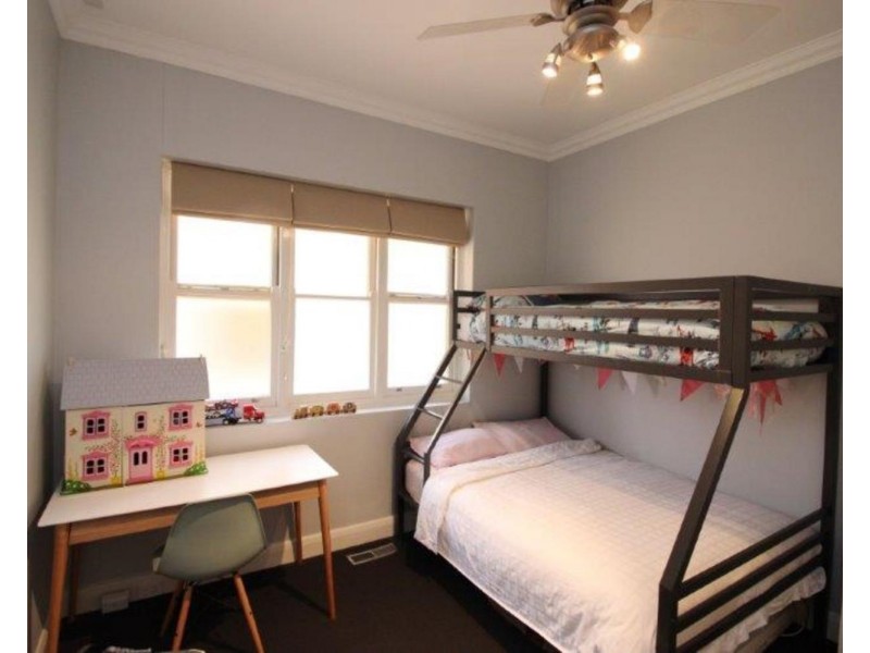 3 Wooden Street, Turvey Park NSW 2650