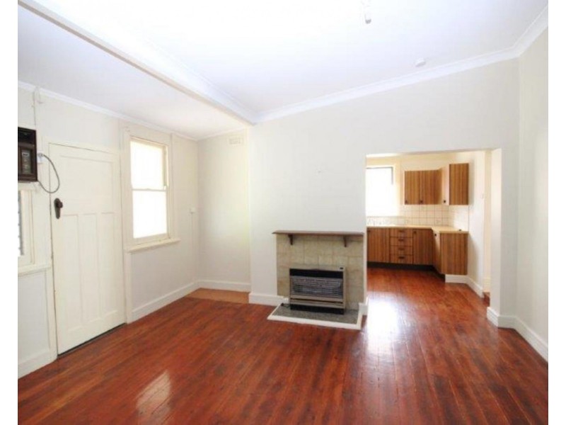 52 Fox Street, Wagga Wagga NSW 2650