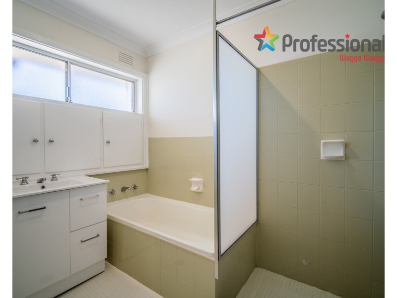 31 Anne Street, Tolland NSW 2650
