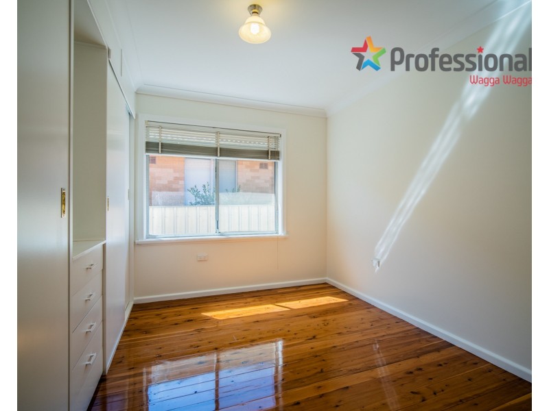 31 Anne Street, Tolland NSW 2650