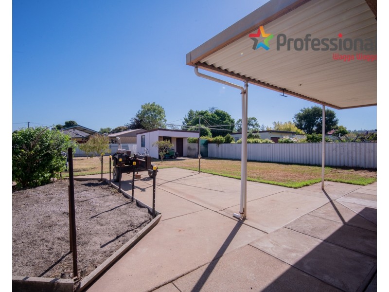 31 Anne Street, Tolland NSW 2650