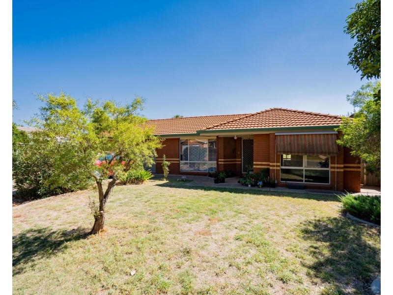 18 Sackville Drive, Forest Hill NSW 2651