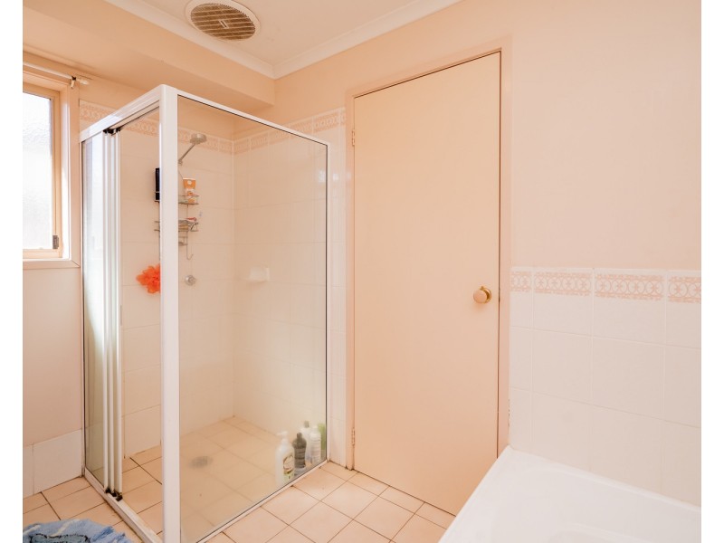 18 Sackville Drive, Forest Hill NSW 2651