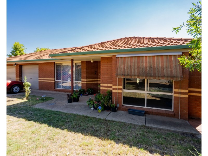 18 Sackville Drive, Forest Hill NSW 2651