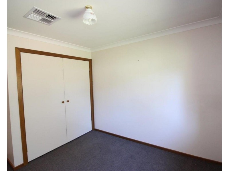 24 Harrier Street, Estella NSW 2650