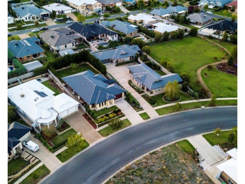 50 Stirling Boulevard, Tatton NSW 2650