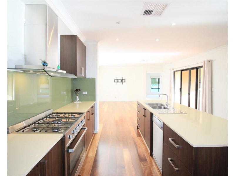 50 Stirling Boulevard, Tatton NSW 2650